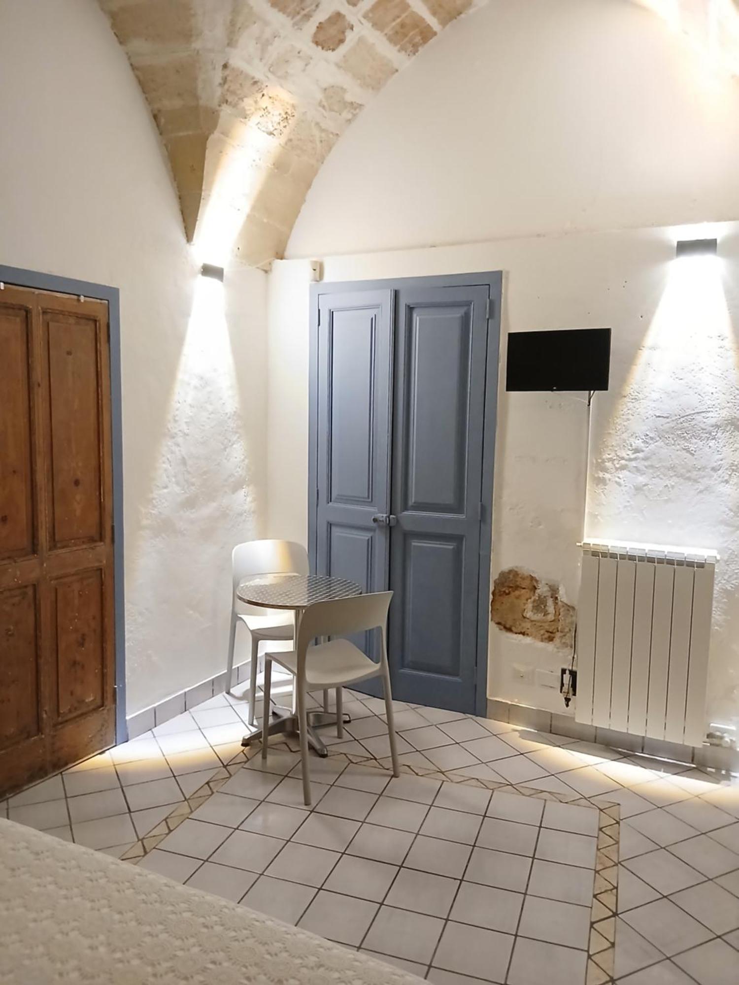 Vico Del Sole B&B Lecce Buitenkant foto